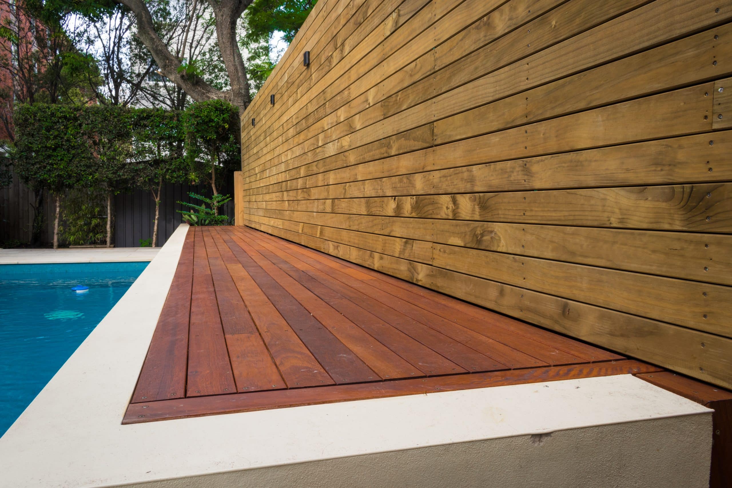 timber deck fencing