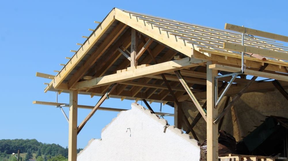 Building an additional storey to a house